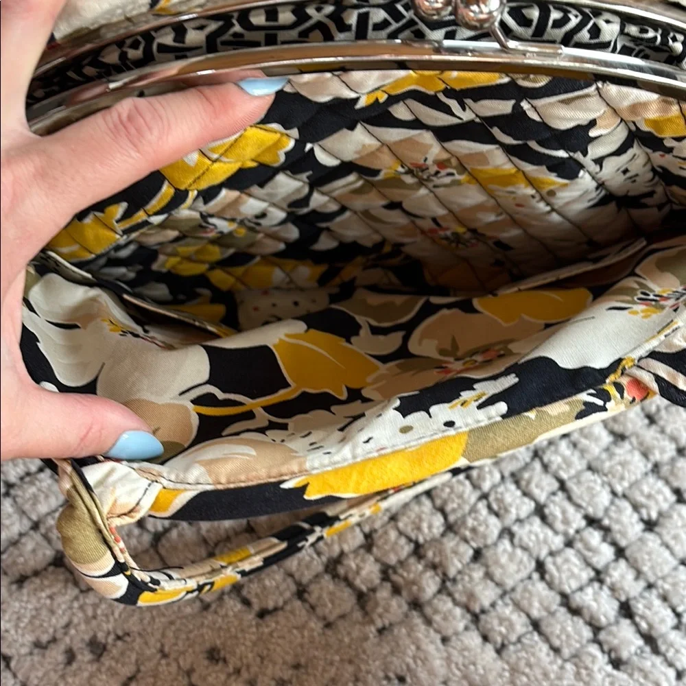 LIKE NEW! Vera Bradley Eloise Kisslock Floral Quilted Handbag - Picture 6 of 12
